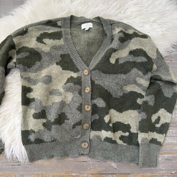 Lucky Brand Wool Camo Cardigan - Picture 6 of 6